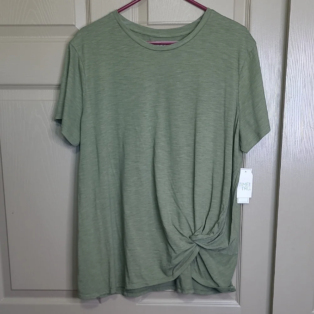 NWT Time and Tru Women's Sage Twist Front Hem Tunic Tee Sixe XL - Picture 1 of 5